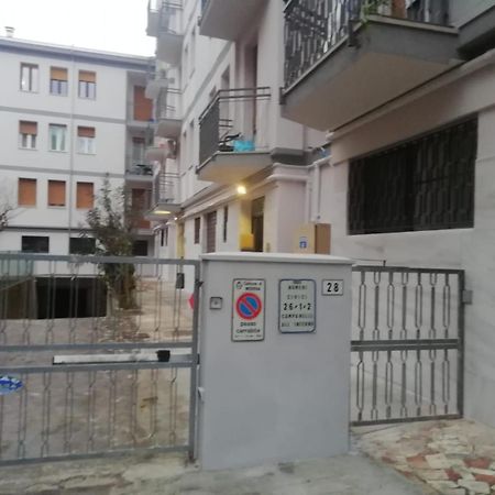 Casa Gramsci - Affitti Brevi Italia Hotel Модена Екстериор снимка