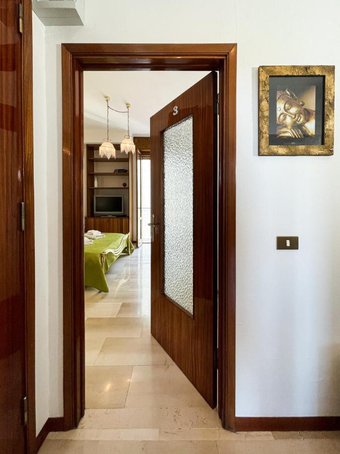 Casa Gramsci - Affitti Brevi Italia Hotel Модена Екстериор снимка
