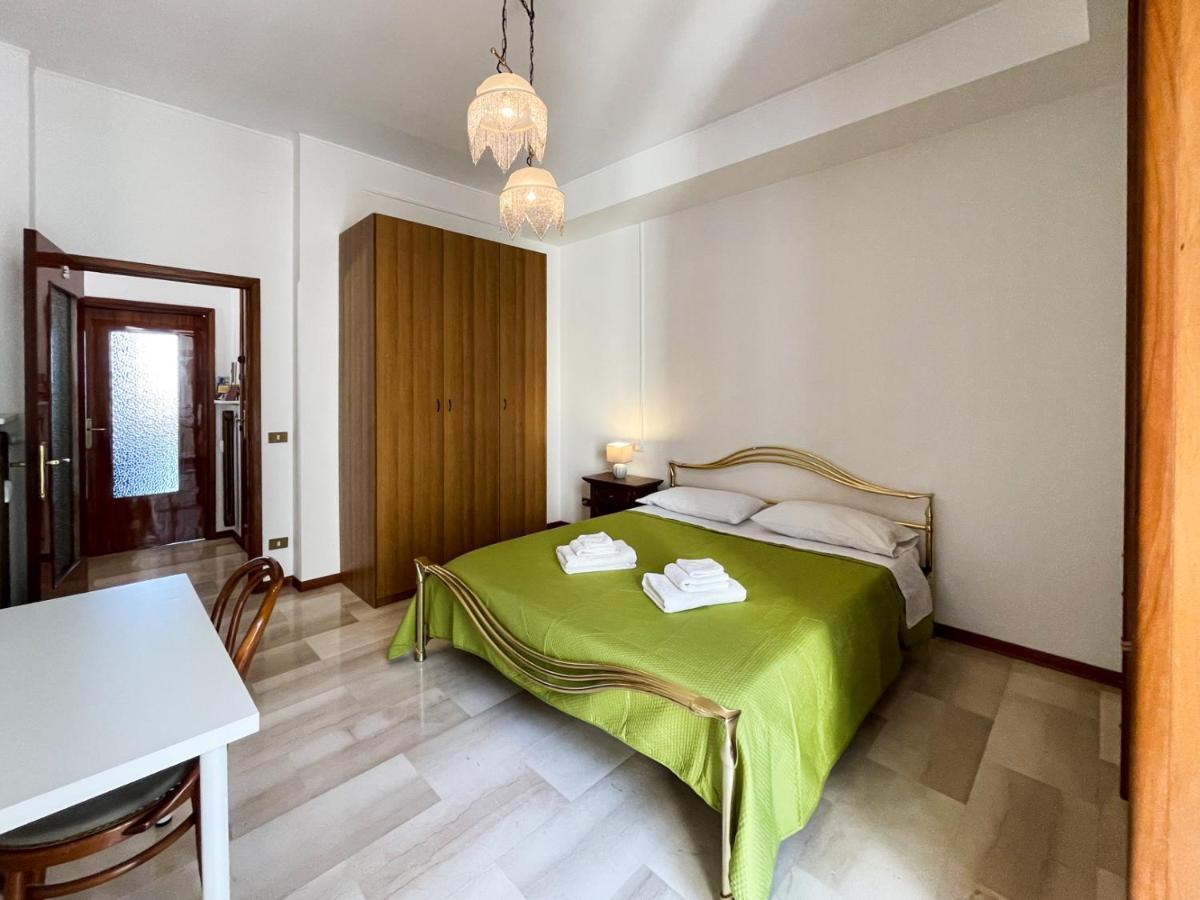 Casa Gramsci - Affitti Brevi Italia Hotel Модена Екстериор снимка