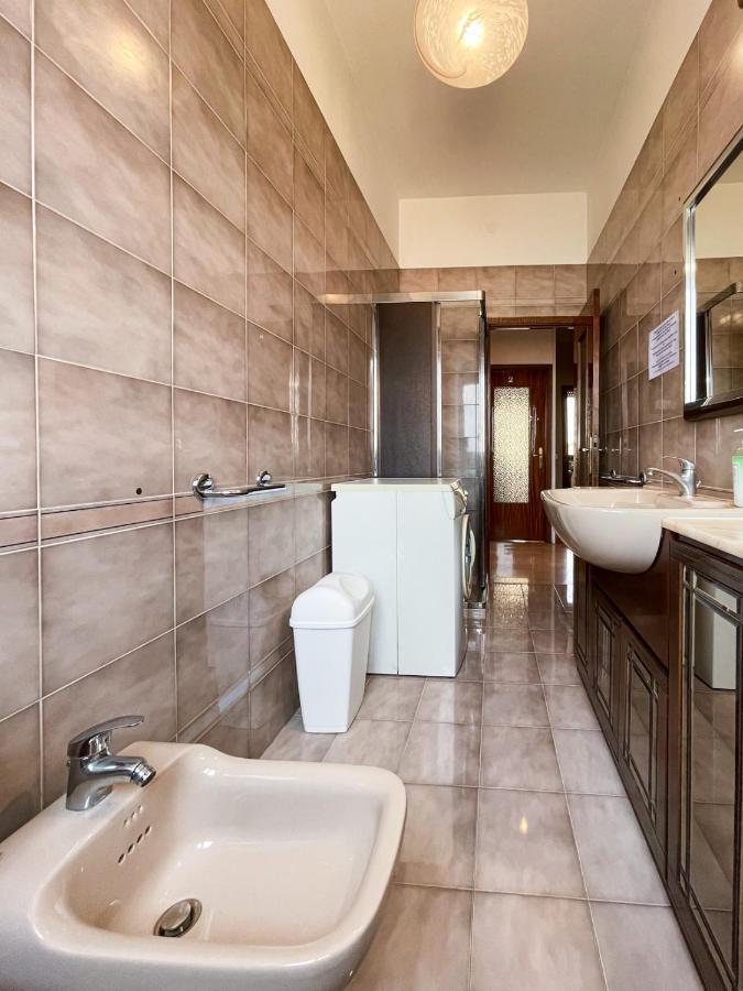 Casa Gramsci - Affitti Brevi Italia Hotel Модена Екстериор снимка