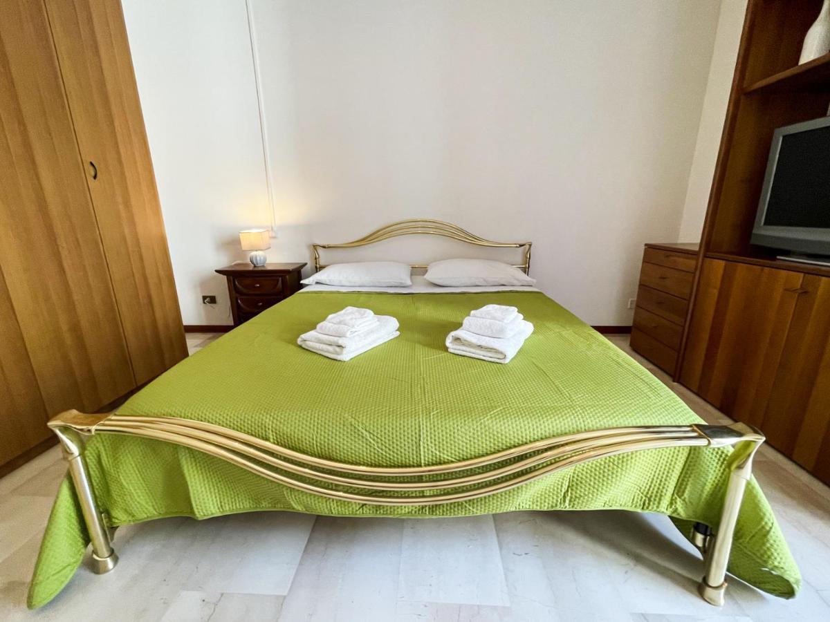 Casa Gramsci - Affitti Brevi Italia Hotel Модена Екстериор снимка