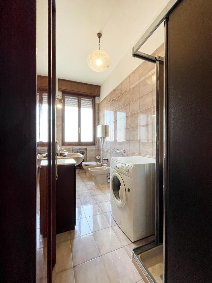 Casa Gramsci - Affitti Brevi Italia Hotel Модена Екстериор снимка